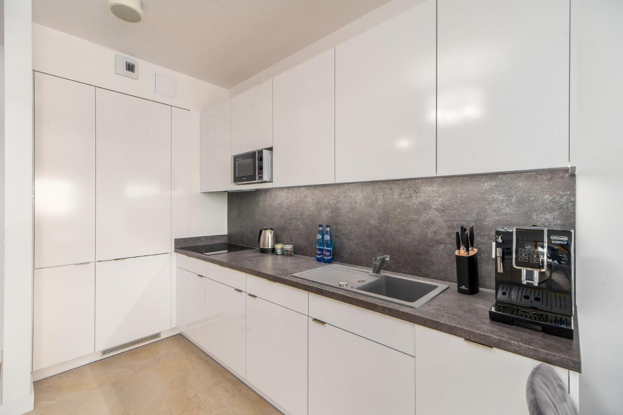 Family Holiday Apartment Aquamarina Prima By Noclegi Renters Miedzyzdroje Eksteriør billede